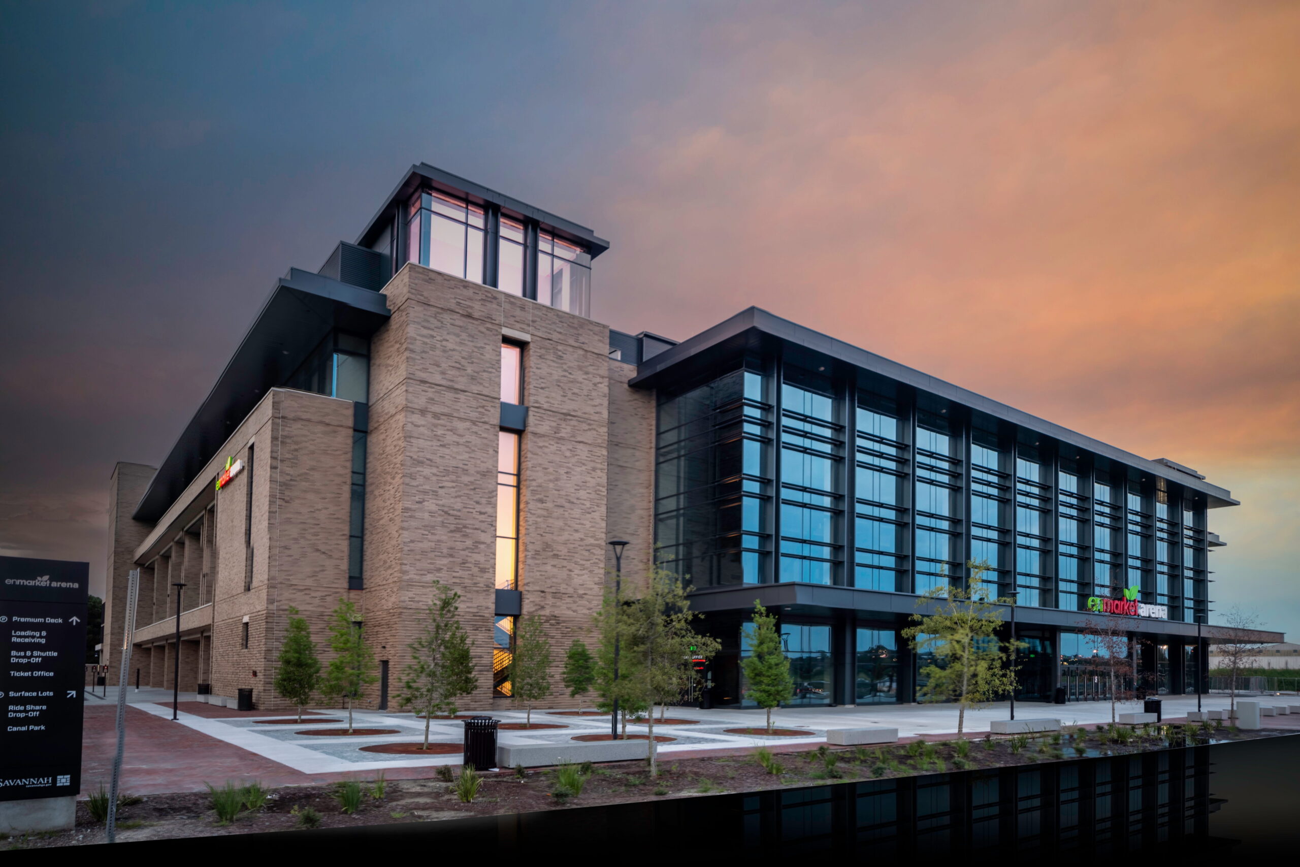 enmarket arena exterior